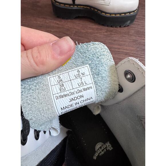 Dr Martens Airwalk White leather platform with Side Zipper - Picture 5 of 7